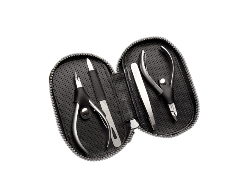 MANICURE SET