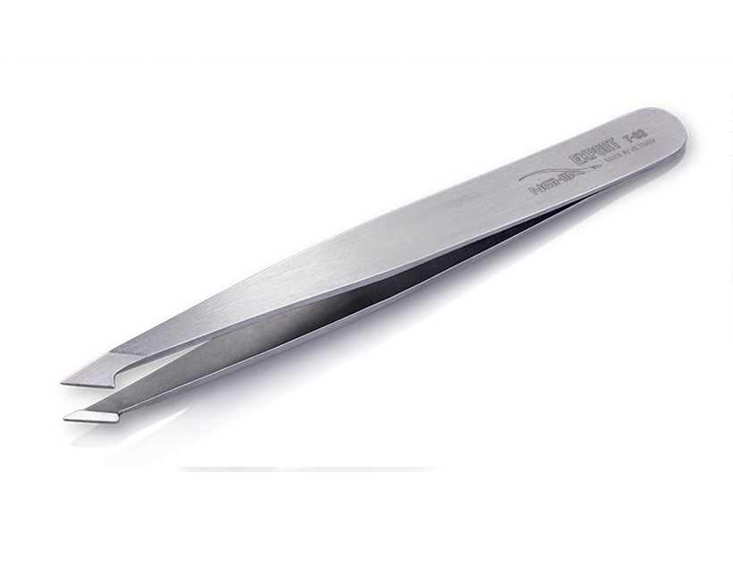 EYEBROW TWEEZERS