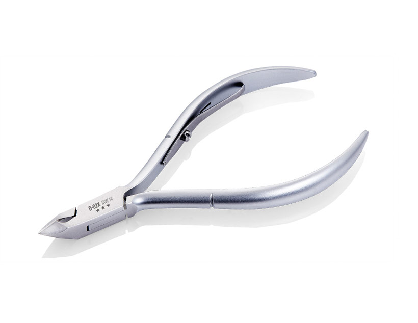 CUTICLE NIPPERS