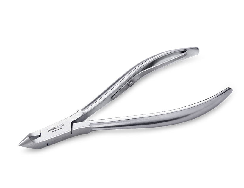 NAIL NIPPERS